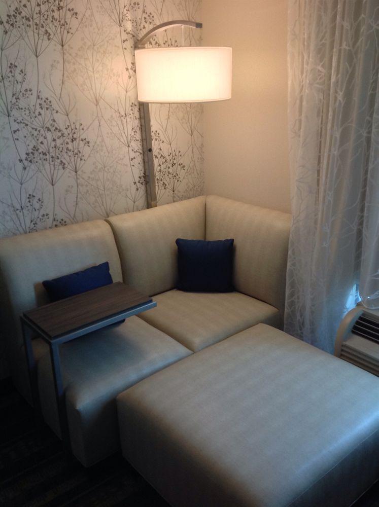 Holiday Inn & Suites Tupelo North By Ihg Extérieur photo